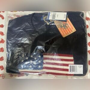 Men’s large Polo Ralph Lauren American Flag Sweater! Navy Blue Large!